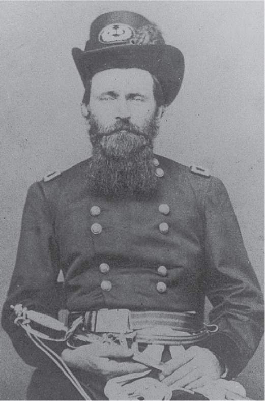 A photo shows Ulysses Grant in his Army uniform.