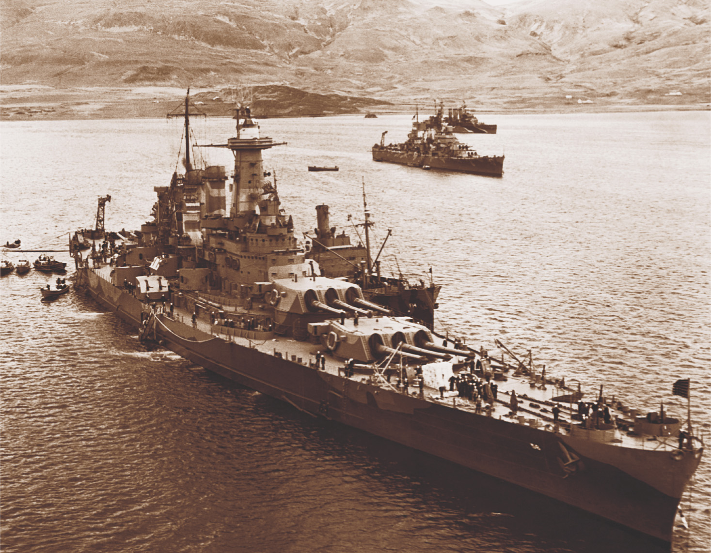 Photo: convoy of battleships