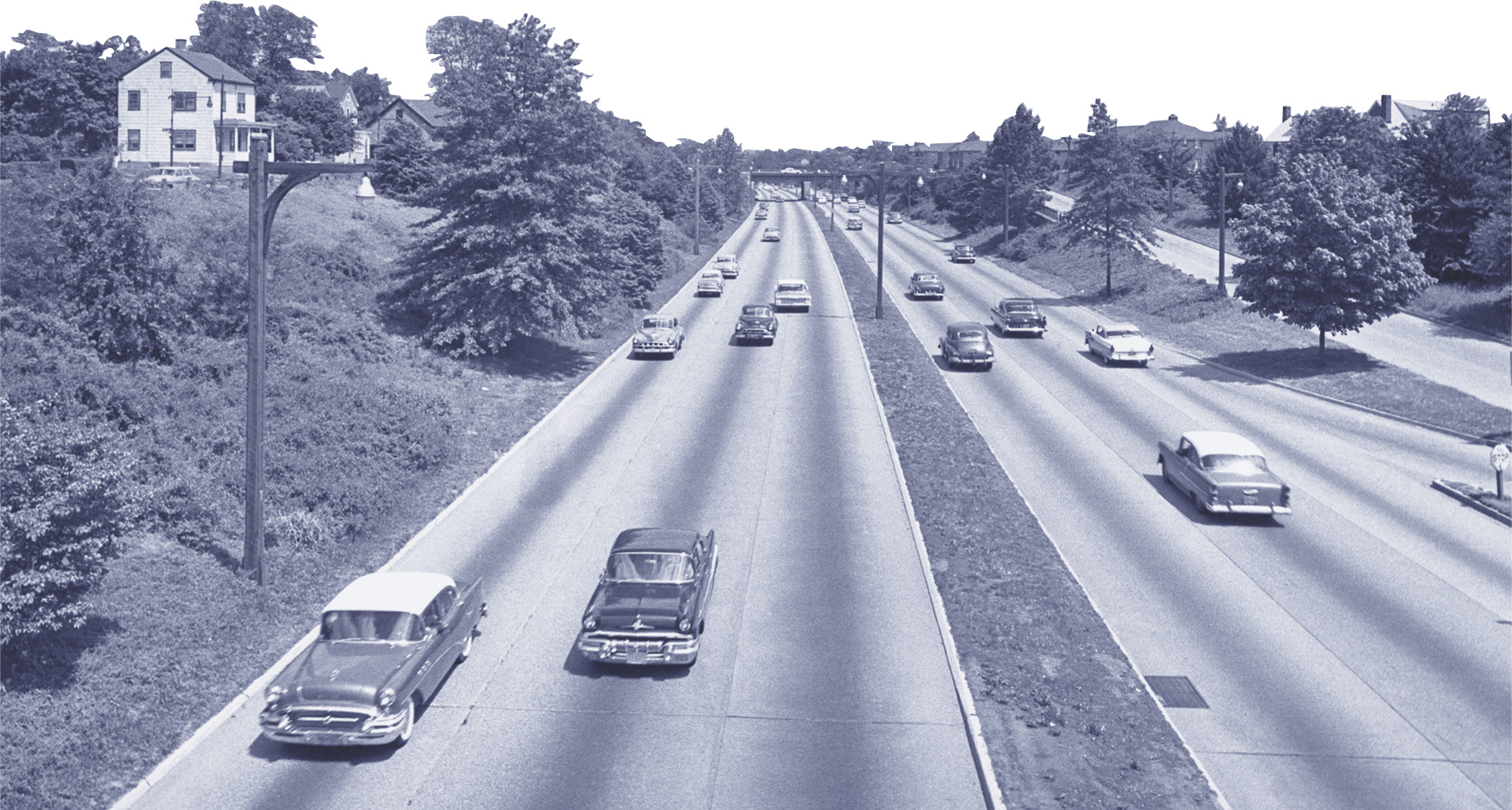 Photo: cars on a highway