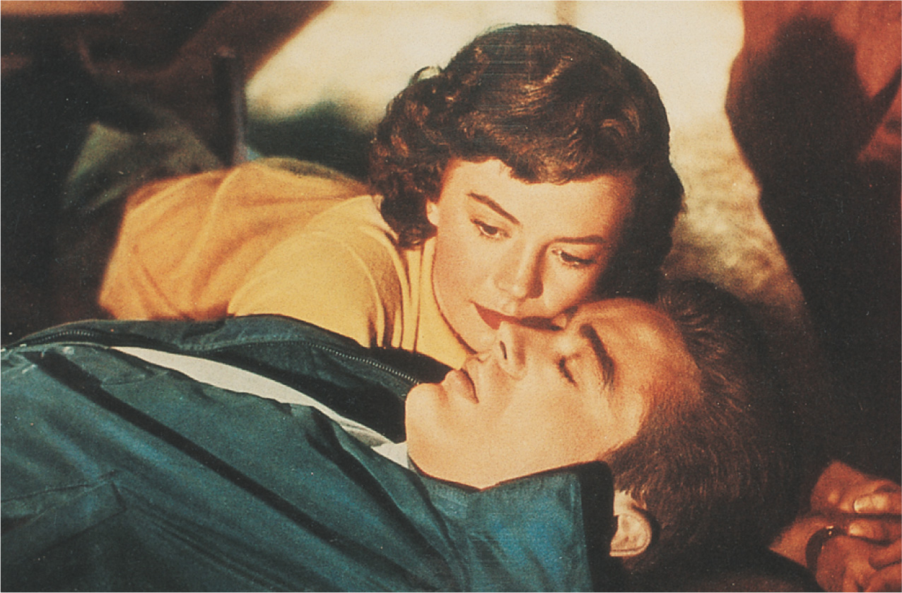 Photo: James Dean and Natalie Wood